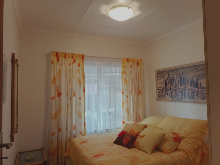 4 Bedroom Property for Sale in Fraaiuitsig Western Cape